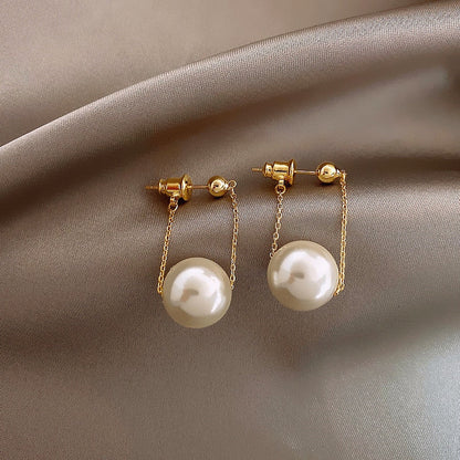 2025 New Cute Pearl Studs Hoop Earrings for Women Gold Color Eardrop Minimalist Tiny Huggies Hoops Wedding Fashion Jewelry